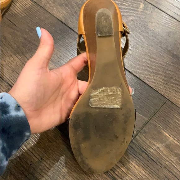 Tan and Black Wedge Heels - Picture 5 of 5